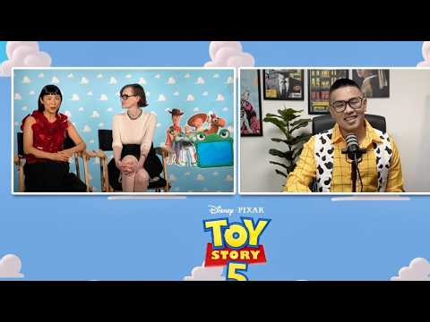 Dogshow Divas Exclusive - Greta Lee & Joan Cusack