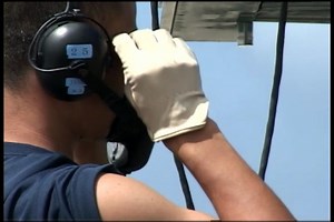 Japanese Aircraft Maintenance F-2 Take Off