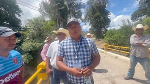 Dirigentes de Ladinos Pardos muestran su molestia y preocupación por daños en el puente del Barrio La Aurora | mijalapa.com