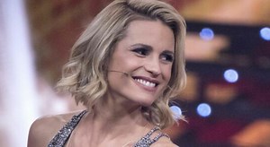 Michelle Hunziker: «Una setta mi ha allontanata da Eros Ramazzotti. Sono stata vittima di stalking. Mio padre? Pensavo amasse l'alcol più di me»