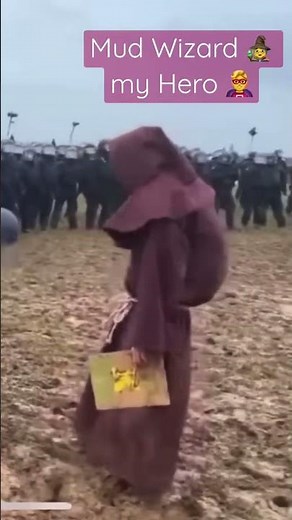 Mud Wizard 🧙‍♀️ my Hero 🦸‍♀️ #mudwizard #climatewar #savetheworld #riotpolice #coal #cleanenergy