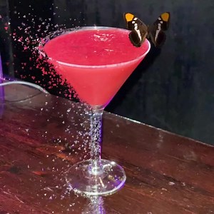 Strawberry virgin | Tribute