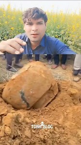 389K views · 6.1K reactions | Ek yuvak sone ki int ko lekar bhag Gaya  #trendingreels #facebookviral #short #reactionvideo #FacebookPage #dhussigadsorya | Dhussi Gadsorya | Facebook