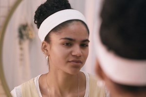 The Body Shop Tea Tree Skin Clearing Mattifying Toner – Purifying Vegan Facial Toner for Oily, Blemished Skin – 8.4 oz