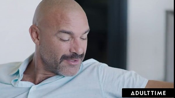 ADULT TIME - Cheerleader Alexis Tae Offers Her Ass To Stepdad-In-Law While Waiting For Boyfriend