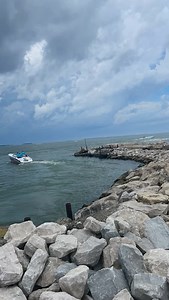 Storm clouds vs. Go fasts | Hidden Beach Bar