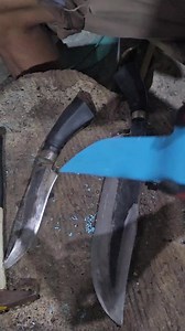 1.3M views · 10K reactions | มีดAAA ฝักมีดpvc ช่วงนี้ยุ่งกับการเคลียร์บ้าน โรงงาน ไฟฟ้าก็ยังไม่มี สัญญาณโทรศัพท์คงอีกนาน ต้องขออภัยนะครับที่ไม่ได้ตอบ #ศิลปินไม้ไผ่ #มีดAAA #ฝักมีดpvc | ปิยะพงศ์ หนูเสน | Facebook