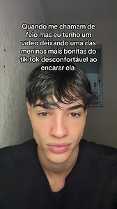Quem foi? Alguém sabe? | uncrustable girl