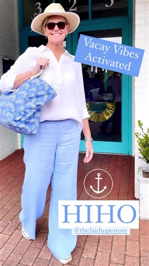 Our Aloha bags are a fun and fresh way to welcome the spring season. It’s also the perfect tote to carry your haul from First Friday Artwalk tonight! 🛍️ | The Fairhope Store