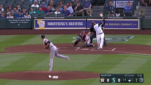 Morton K's Cruz swinging