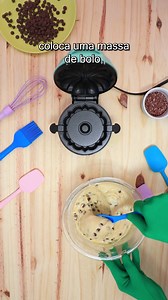Olha só essa mini máquina de fazer bolo! Vai deixar suas tardes bem mais gostosas! 🤩😋 #DicasDaLu #Cozinha #Bolo #MaquinaDeBolo | Magazine Luiza