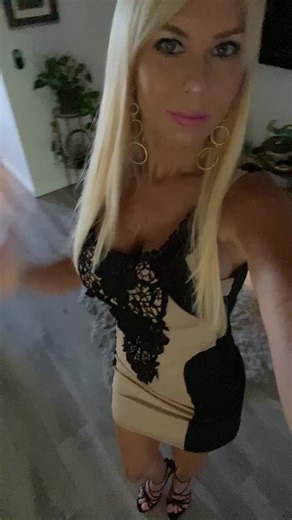 Women Over 40: Embracing Cougarhood and TikTok Fun