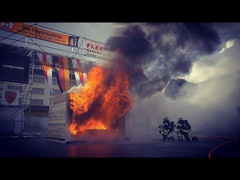 Flashover - Backdraft | Firefighters in Germany 2017