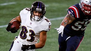 Highlight: Willie Snead IV Squeezes Through Defense