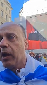 633K views · 10K reactions | Oggi questo soggetto, lo stesso che provocò Iacchetti da Bianca Berlinguer, è tornato sulla sua frase orrenda: “Definisci bambino”. Ha cercato di “spiegare” quelle parole. Peggiorando ulteriormente la situazione. È bene che io non scriva altro. | Andrea Scanzi | Facebook