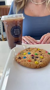 A true PB Bestie will always go halfsies with one another🥰🍪 #parisbaguette #cookie | Paris Baguette