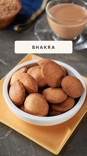 74K views · 442 reactions | Crispy homemade snack ko karo hello! #SanjeevKapoor #SanjeevKapoorKhazana #Bhakra #Teatimesnack #Wheatflour #Snacks #Indiansncaks #Delicous #Homemade #Food | Sanjeev Kapoor | Facebook