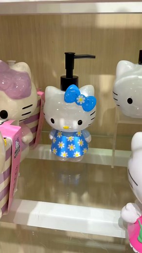 2.1K views · 40 reactions | BLUE HELLO KITTY #homegoods #homegoodsfinds #hellokittylovers #blue #hellokitty | Beauty By Brittney XO | Facebook