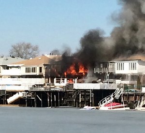 VIDEO: 4 Alarm Fire In Mill Basin Brooklyn [3:20PM ET]