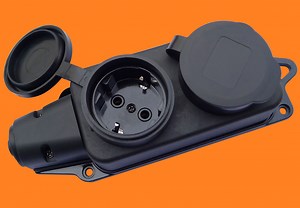 [Hot Item] Elendax Industrial 2 Way Socket Outlet (TPE) - 16A IP44