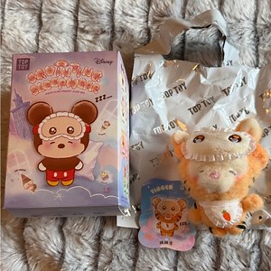 Top Toy x Disney Winnie the Pooh Series Plush Pendant