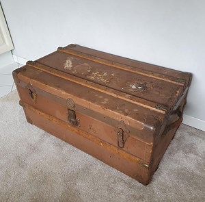 Antique Steamer Trunk, XL, Wood and Leather Chest With Wear - Etsy UK