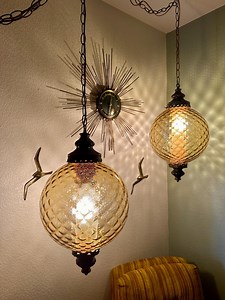 Mid Century Amber Glass Swag Globe - Etsy