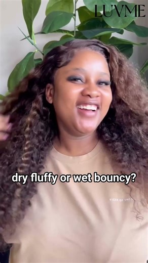 Three steps, no stress 🤏🏾 Pull it on, tuck it in, you’re out—volume stays big, finish stays clean.