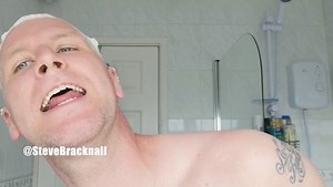 😂 😂 😂 https://twitter.com/stevebracknall | Reverend And The Makers