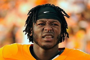 Alvin Kamara: Injured| 6 touchdowns fantasy| Is playing sunday - sportsjone