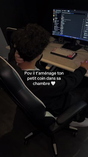 Aménager un petit coin cosy dans sa chambre — idées et astuces