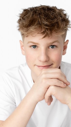 Photographed, Created, and Packaged with LOVE 💕 #printyourphotos #professionalprints #gatineauphotographer #bloomingblissphotography #ottawaphotographer #newbornphotographer #ottawaphotographer #maternityphotosession #ottawamaternityphotographer | Blooming Bliss Photography by Emilie Charlebois