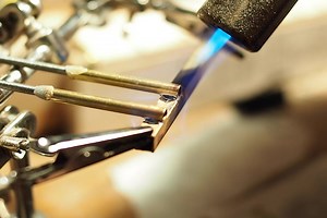 76 reactions | Some behind the scenes ‘making of’ footage of Ainslie Henderson’s amazing bass players in the Little Buddy Move app.. Massive thanks to Ainslie for creating these little buddies, to Jan Chlup for the programming, Amanita Design for hosting, and everyone who has played/downloaded the app! Check it out for free here - https://littlebuddymove.amanita-design.net/ (stream) https://hidden-orchestra.itch.io/little-buddy-move (download) Amanita Design | Hidden Orchestra | Facebook