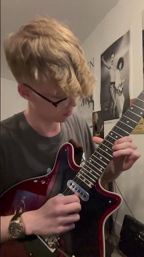 Hammer to fall extended solo! Brian May #brianmay #guitarist #guitarcover
