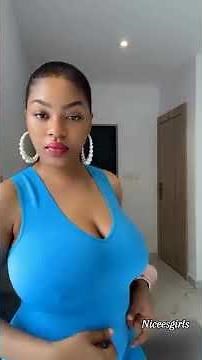 Big boobs flaunting 😲🥵🤤