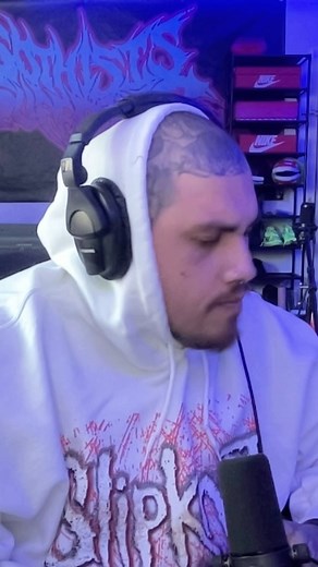 Deathcore Hour: Recreant - @gxmercy @chelseagrinofficial Unfaithful backstabbing coward I’m fucking sick of all the lies and all the treachery I was always by your side and this is how you repay me And after all these years you fucking turned your back on me I can’t believe I ever considered you family I will never forget this knife you placed in my back Recreant Say it to my face No more fucking games This is where you pay Recreant #defectgod #deathcore #metalcore #trapmetal #chologoth #gothgir