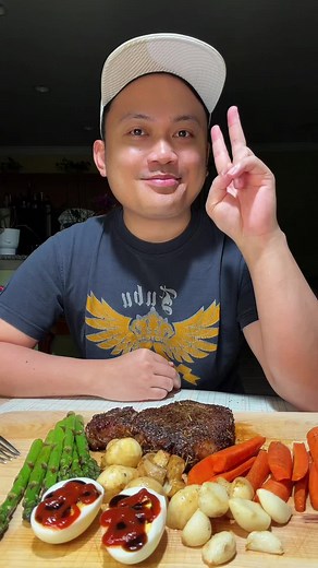 Steak Mukbang: Ribeye & Mushroom Blue-Rare Steak Mukbang