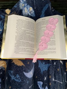 Handmade Crochet Heart Bookmark- 100% Cotton, Thin Yarn - Etsy Canada