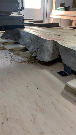 This box elder slab has such a unique look! What kind of woodworking masterpiece can be crafted from it? #liveedgefurniture #liveedgeslab #woodworking | Wood Stock Supply Inc.