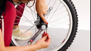 24inch Wheel Outdoor Unicycle for Adults with Anti-Skid Alloy Rim Pedal and Stand