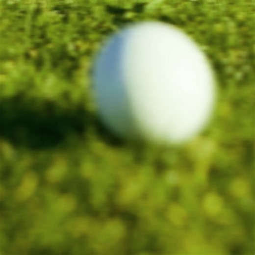 Het is zover, The Masters zijn begonnen. Wij voelen ons geïnspireerd om onze golfclubs af te stoffen en de golfbaan op te gaan. 🏌️‍♂️ Draag je een bril? Overweeg dan om over te stappen op contactlenzen, zo heb je meer bewegingsvrijheid om een hole-in-one te slaan. Op zoek naar de perfecte match? Ontdek everclear ACTIVE - de ideale contactlens voor sportieve avonturen. ⛳️ https://bit.ly/46L0vE9 | VisionDirect.nl