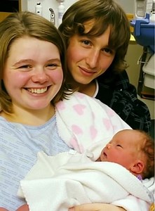 3.2K views | Il est devenu papa à 14 ans, elle aussi maman à 14 ans, mais attends de voir comment sont les parents les plus jeunes et leur bébé aujourd'hui  Regarde le 1er commentaire  | Vincent Béziat | Facebook