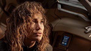 Meet Atlas Shepard. Rigid and hostile or driven and determined ? ATLAS premiers this Friday 🤖 | Netflix