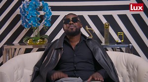 A Lux vai conversar esta sexta-feira (28), com o cantor angolano Bebo Clone😊 Não perca, hoje às 16:30. Aguardamos por si. Lux, entra no mundo dos famosos! #famosos #angolanos #Beboclone #apresentador #cantor #Kuduro #revistalux #exclusivo | Lux Angola