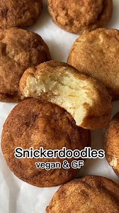 Vegan snickerdoodle dreams come true! These soft, pillowy cookies are bursting with cinnamon and ready in under 30 minutes. One bowl, no chillin', all deliciousness. Full recipe here https://organicallyaddison.com/vegan-snickerdoodles/ #snickerdoodle #snickerdoodles #snickerdoodlecookies #cinnamon #cinnamonsugar #cinnamoncookies #christmascookies #christmascountdown #holidaycookies #holidaybaking | Organically Addison
