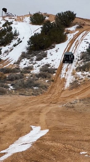 Throwback to some random adventures with me & @mrspunisheroverland 😎 FOLLOW MY SOCIALS 💀🏕️ https://www.punisheroverland.com President of REVENGERS OFF-ROAD & OVERLANDING @revengersoffroad @revengersoverlanding 🛠️ 🪛 💀PunisherOverland Latest Mods💀🔧🔩 7" LED Side Shooter Lights: @supareeofficialus Spare Tire Relcoation Bracket: @roughcountry MorrFlate System: morrflate Garvin Adventure Rack: @garvin_industries San Hima Roof Top Tent: @sanhima.official 2x Dokio 100W Solar Panels Wattcycle 12