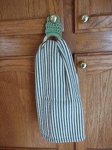 Hand Crochet Kitchen Towel Hanger: Knob Style Topper - Etsy Canada