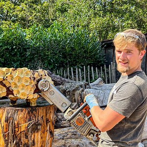 Chainsaw Carving a Flower Pot | Craftopia