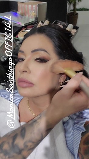 #makeup #monicasanthiago #makemefamous | Doing Makeup