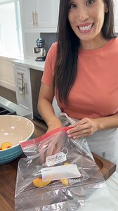 2.9K views · 15 reactions | ✨ Freezing your peaches when ripe will allow you to enjoy their deliciousness throughout the year! ❄️ Learn how to easily freeze your ripe peaches and keep their juicy flavors intact. #Peaches #YearRoundGoodness #Freezing | Jessica Gavin | Facebook